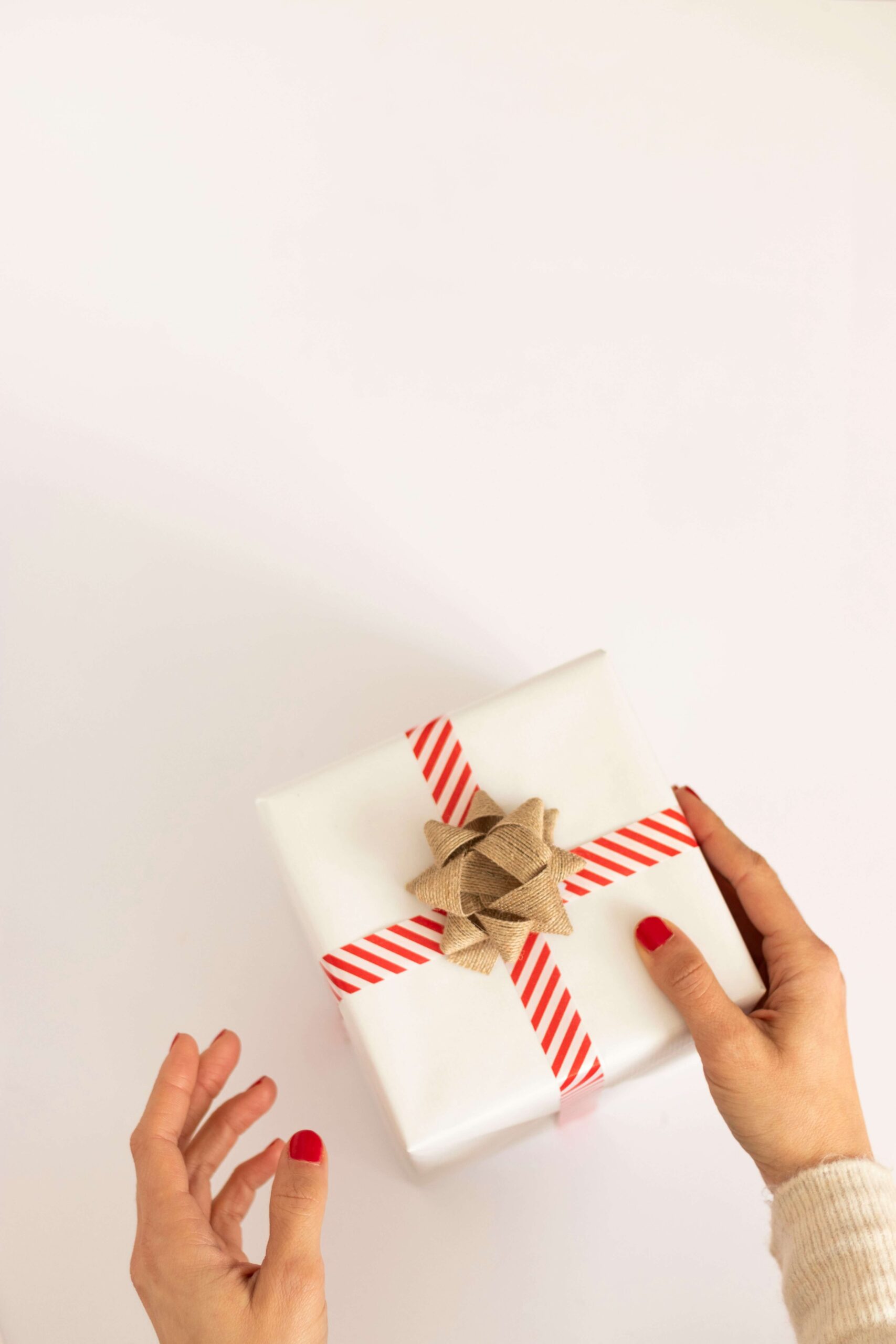 How to Reduce Holiday Spending Without Feeling Restricted: Tips From a Financial Coach